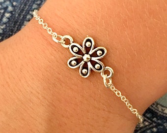 Flower girl bracelet flower girl gift junior bridesmaid jewelry for flower girl junior bridesmaid gift gifts little girl bracelet toddler