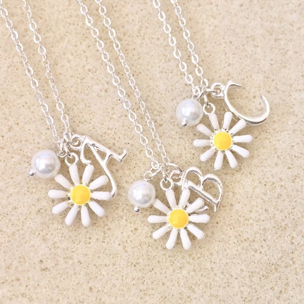 Silver daisy necklace daisy gift daisy Girl Scout daisy girl scout necklace jr bridesmaid gift flower girl gift flower girl necklace