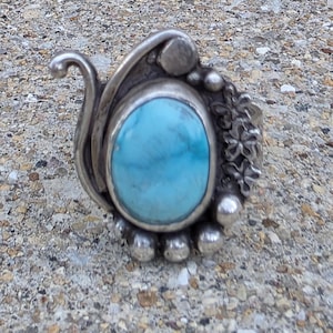 Anello con fiori turchesi // taglia 8,75
