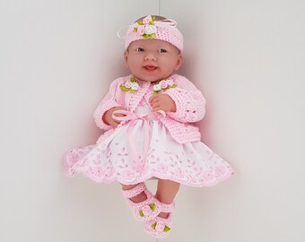 la newborn clothes and accessories