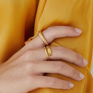 Gold chunky ring, croissant ring, gold rope ring, statement ring, stacking ring, minimal gold ring, chunky ring, twisted ring, dome ring