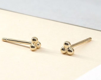 Tiny stud earrings, gold stud earrings, simple gold studs, minimalist stud earrings, dainty earrings, minimal studs, small gold studs