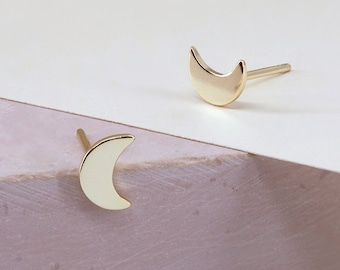 Moon earrings, crescent moon earrings, half moon earrings, delicate moon studs, dainty moon earrings, tiny moon studs, delicate studs