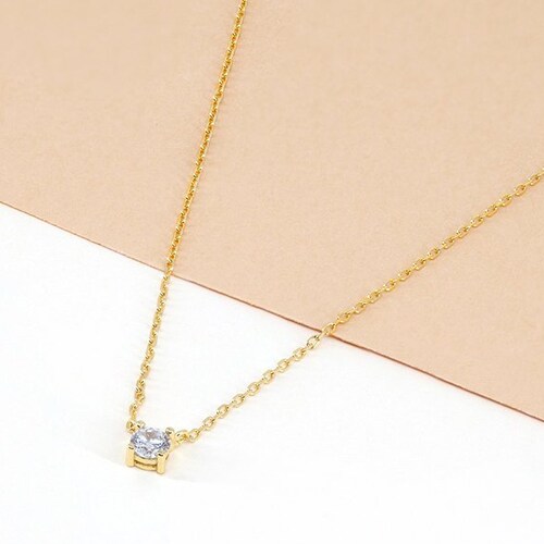 Dainty Solitaire Necklace Small Diamond 