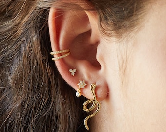 Tiny cz gold studs, dainty stud earrings, gold earrings, small studs, dainty studs, minimalist jewelry, cz studs,, minimalist earrings