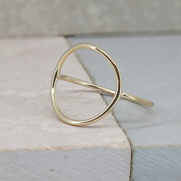 Open circle ring, simple O ring, karma ring, oval ring, dainty thin gold ring, delicate round ring, big circle ring, minimal geometric ring