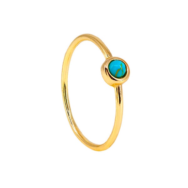 Gouden turquoise ring, sierlijke turquoise ring, kleine boho ring, minimale turquoise ring, kleine turquoise ring, stapelring, sierlijke ring