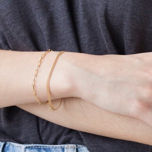 Dainty bracelet, minimal gold bracelet, thin gold bracelet, chain bracelet, delicate gold bracelet, layering bracelet, everyday bracelet