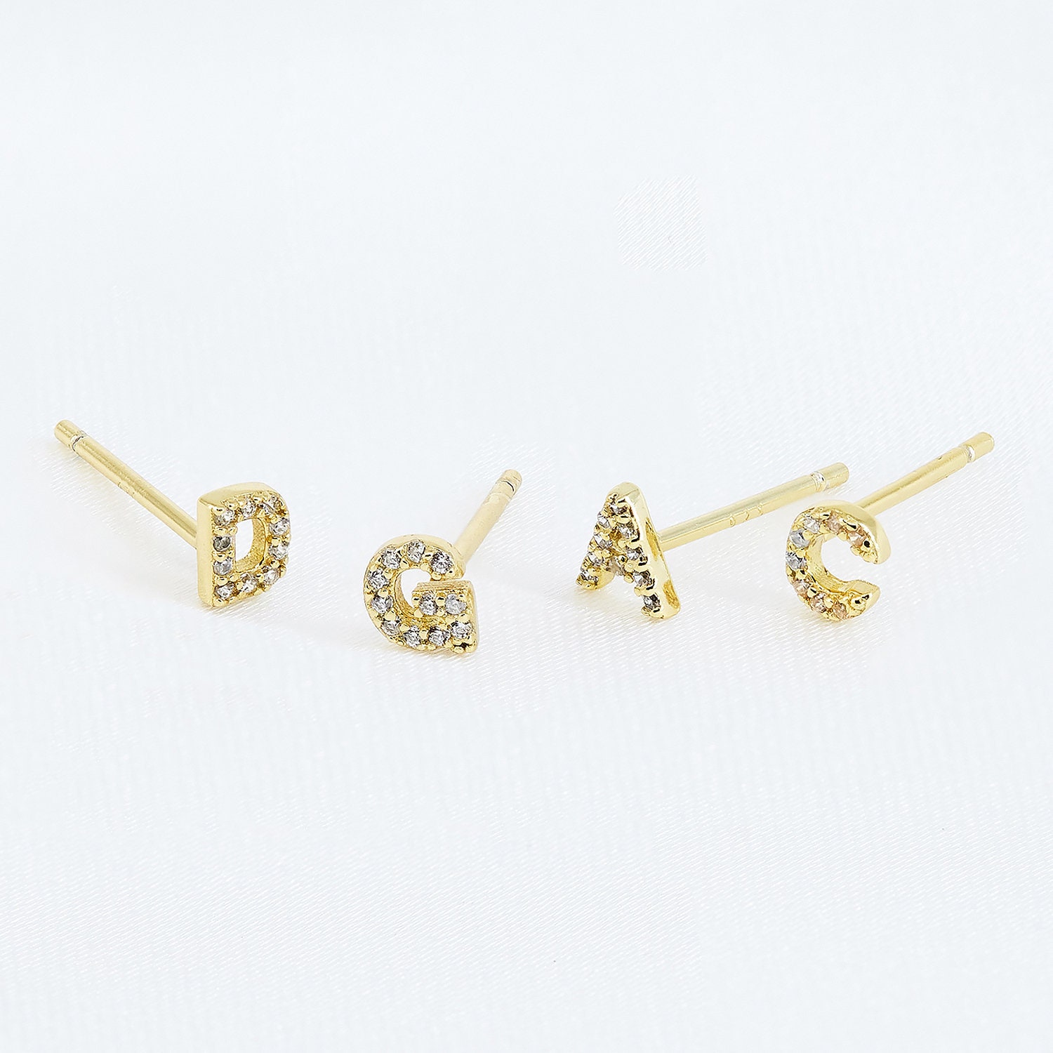 Earrings letters gold Outlet