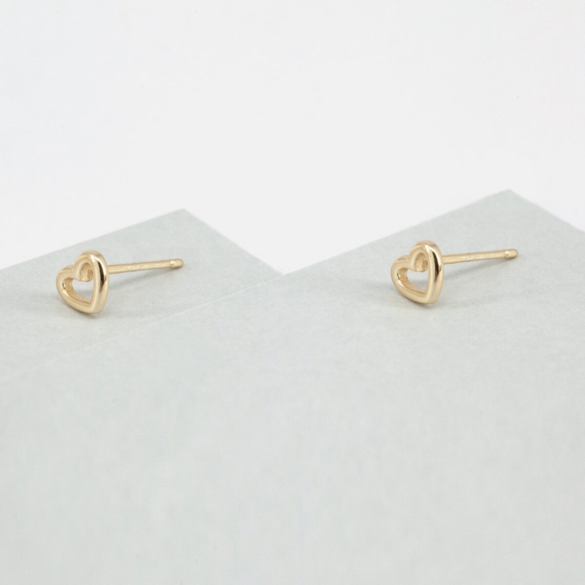 Gold Bitsy Heart Studs