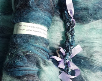 Handcarded Green Art Batt / 18 A Chorus Of Frogs / Frog / Leaf / Black / Teal / Turquoise / Nature / 50g / Spinning Fibre Felting Fiber