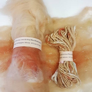 Handcarded Sand Art Batt / Box Of Delights / 23 Lost In Time / Orange / Peach / Cream / Buff / Tan / 50g / Spinning Fiber / Felting Fibre