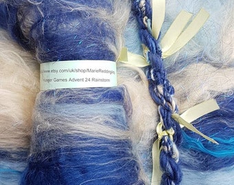 Handcarded Blue Art Batt / 24 Rainstorm / White / Cobalt / Bright Blue / Water Yarn / Rain Yarn / 50g / Spinning Fiber / Felting Fibre