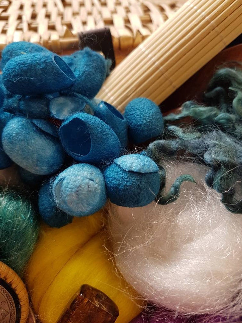 Luxury Wet Felting Kit / Custom Felting Hamper / Mixed Media / Etsy UK