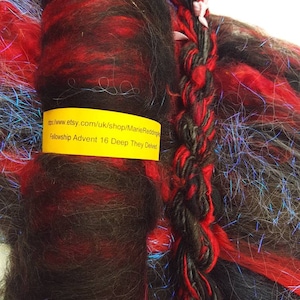 Black Art Batt / 16 Deep They Delved / 50g / Red / Crimson / Silver / Balrog / Gothic / Fire / Darkness / Spinning Fibre / Felting Fiber