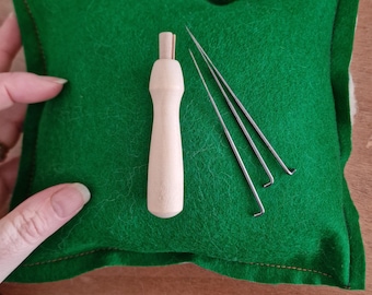 Wool Needle Felting Mat, UK Wool Filling (8x8 inch)