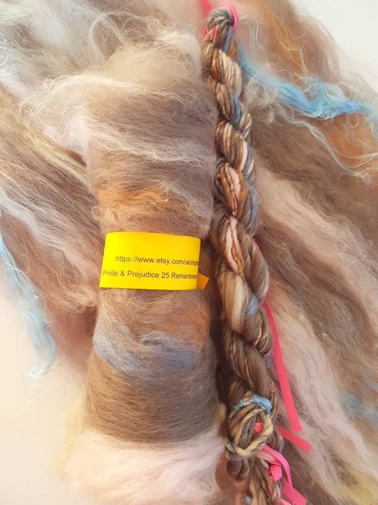 Pride & Prejudice Coffee Handspun Yarn / 25 Remembrance Gives You Pleasure / 50g / Beige / Blue / Nut / Jane Austen / Knitting / Crochet