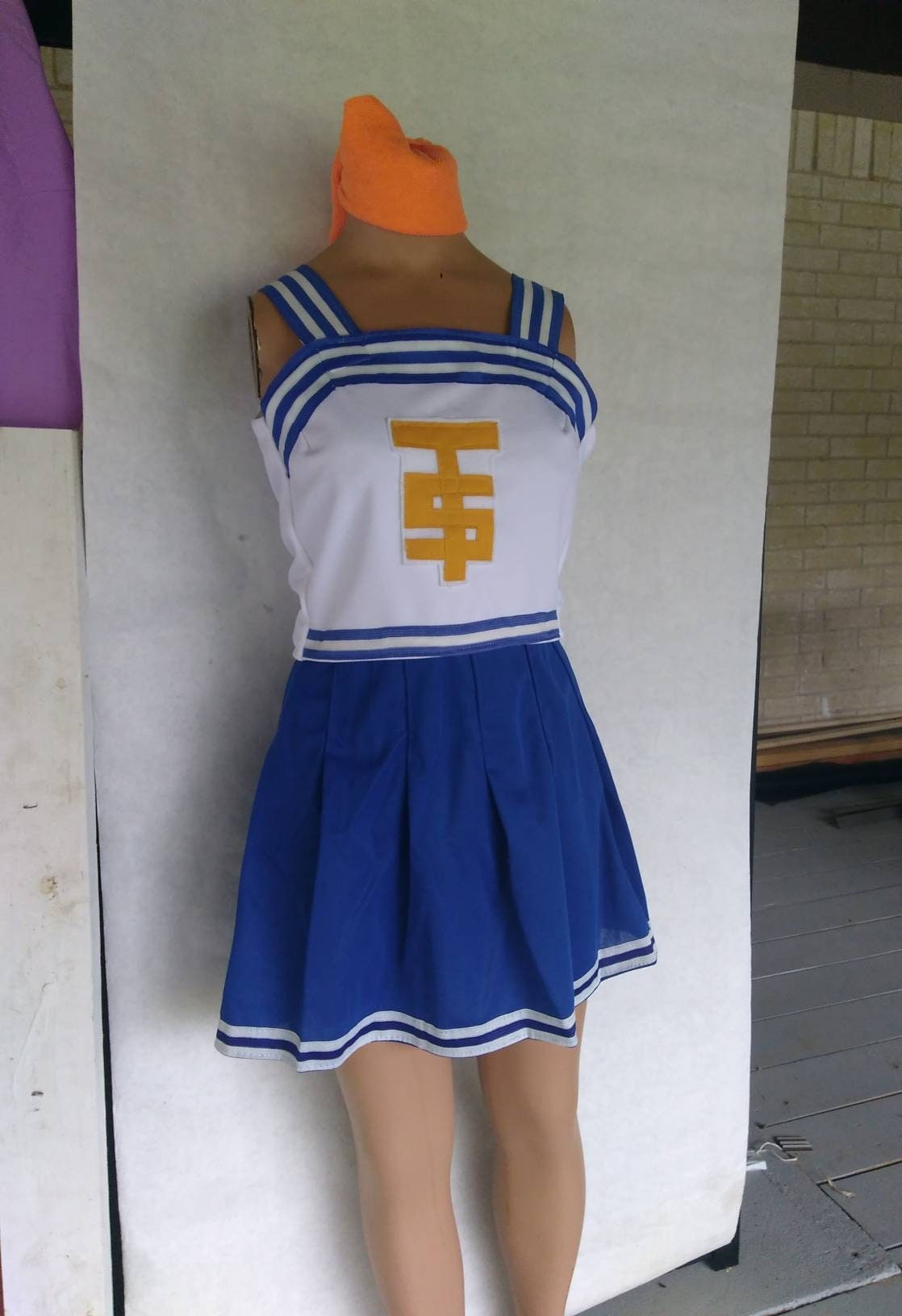 Shemale Cheerleader