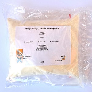 Manganese (II) sulfate monohydrate - 98% pure powder