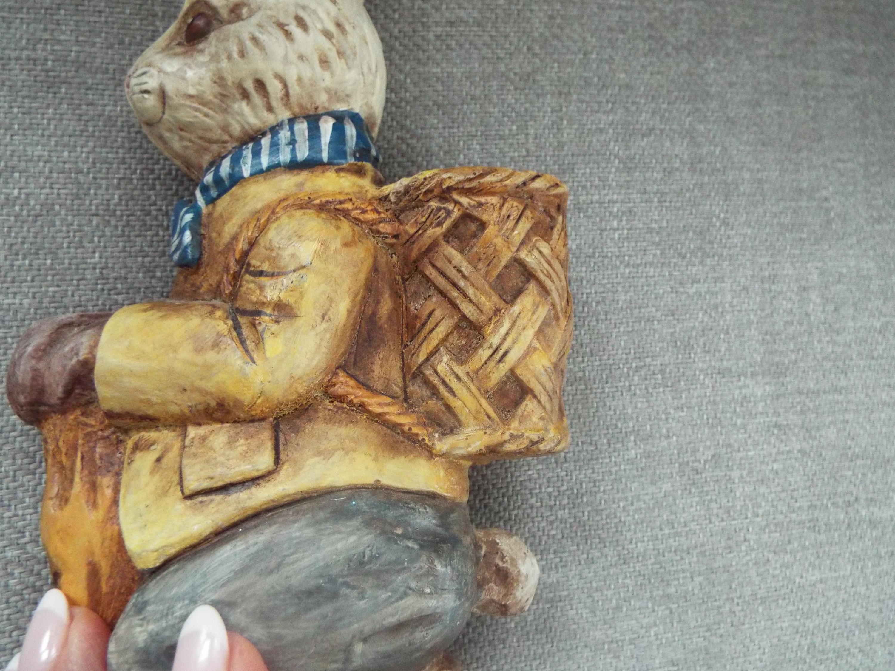 Walnut Ridge Rabbit Basket Vintage 10.5