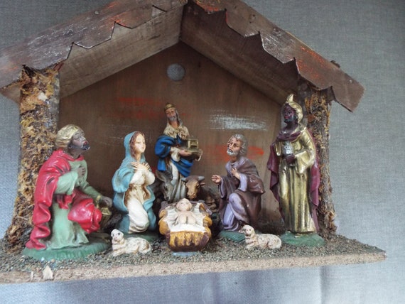 11 Pieces Italian Hand Painted Nativity Set Manger 5