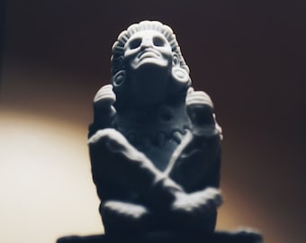 Xochipilli statue replica 16, 21, 27 gold 32cm