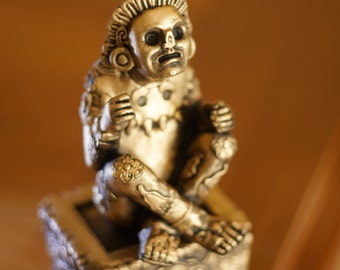 Xochipilli statue replica 16cm / patinated gold color variation