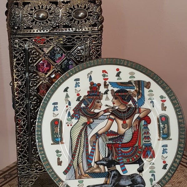 Ceramic Plate: King Tut and Queen Ankhes