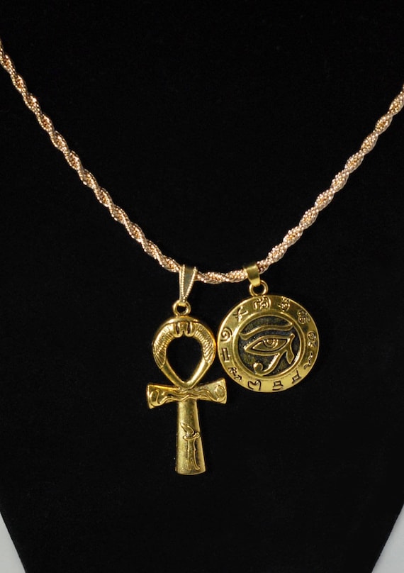 eye of horus ankh pendant