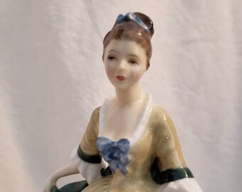 Vintage Royal Doulton Figurine Elegance HN2264