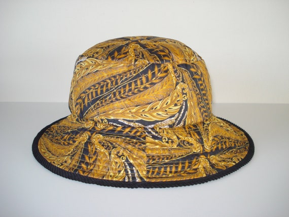 SALVATORE FERRAGAMO Leopard and Cereal Print Bucket Hat - Etsy display picture 2