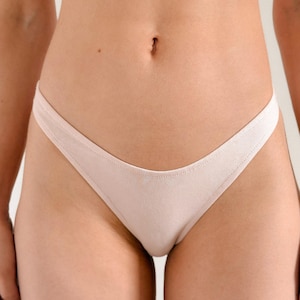 OEKO-TEX 100 Pink Thongs – Ethical Cotton Lingerie, Soft Mid Rise Underwear, Sustainable Everyday Panties for Women