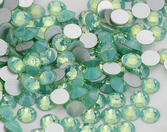 Swarovsi Crystals GREEN OPAL non hotfix stones rhinestones for Nail art design 