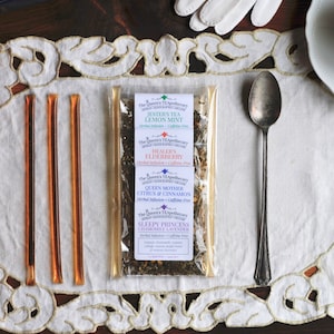 Single Tea Samples Kit | Organic Handcrafted Herbal Tea | 4 Tea Pack with Honey Stix and Reusable Tea Bag | Best Tea Gift | Teacher Present