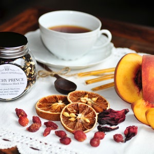 Peachy Prince-te | Ekologisk hantverksmässigt tillverkad blandning av svart te | Premiumkvalitets lösbladste av frukt | Bästa persikote bild 3