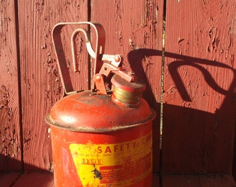 Vintage Eagle 1 Gallon Safety Can - Gas Can
