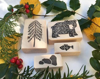 Stamp hand carved handcarved stamp wooden stamp bear in the forest Christmas Frieda & Wolfi fabric print print ink handmade
