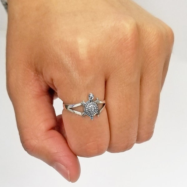 925 Sterling Silver Dainty Turtle Ring