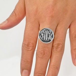 Sterling Silver Round Engraved Ring, 925 Silver Round Monogramed Ring