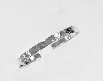 Sterling Silber 8mm gehämmertes Manschettenarmband