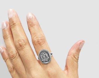 Sterling Silver Rope Edge Oval Ring, Monogram Oval Ring