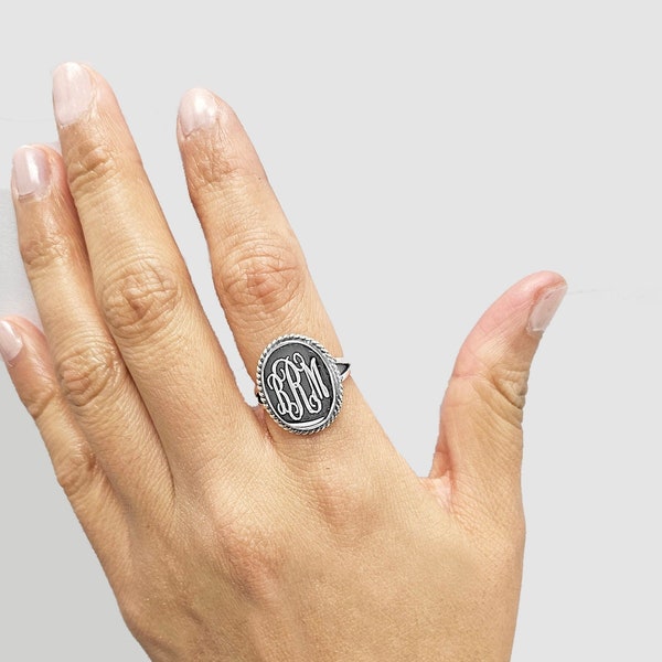 Sterling Silver Rope Edge Oval Ring, Monogram Oval Ring