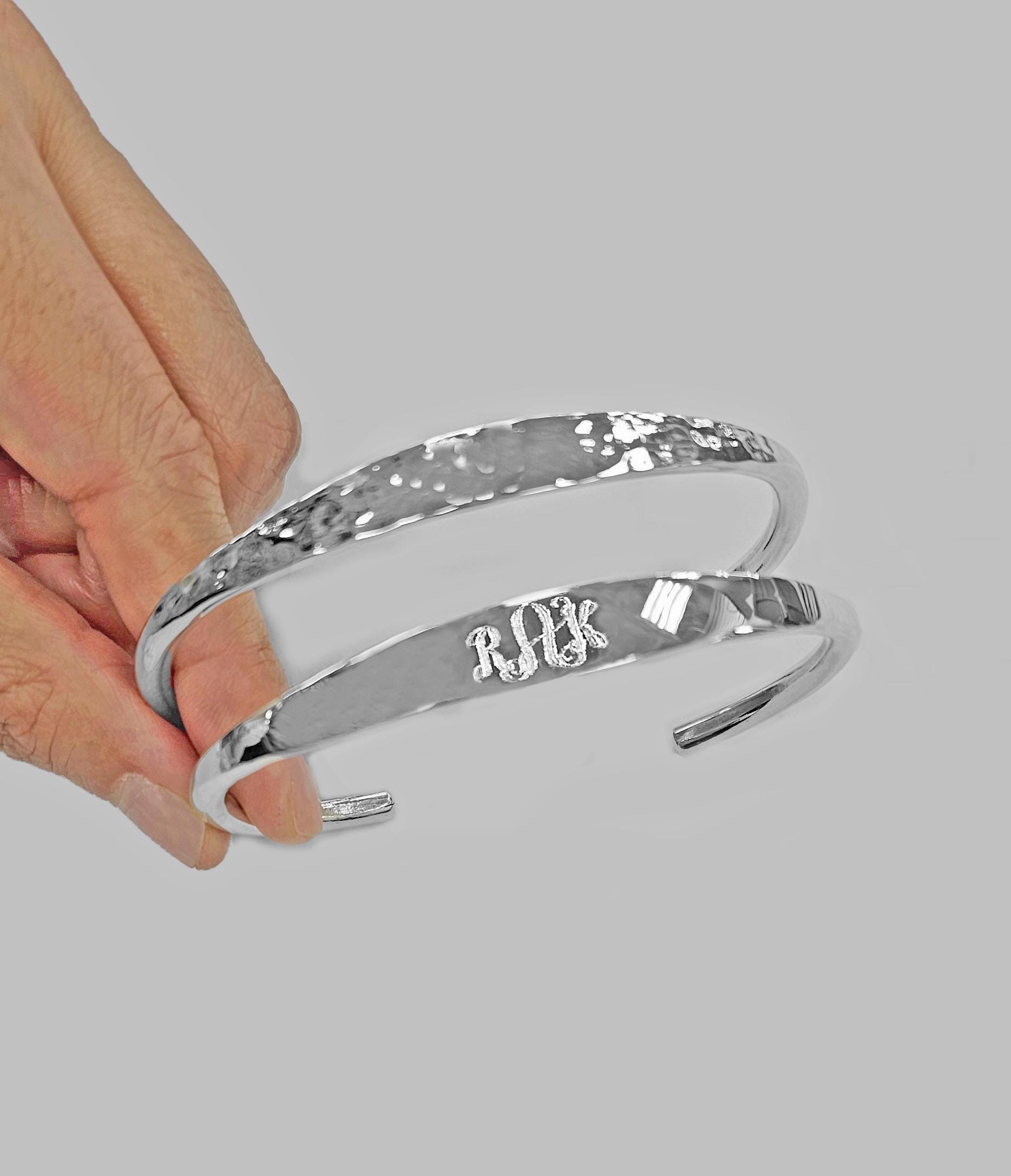 925スターリングシルバー ソリッドプレーン/ハンマーカフブレスレット