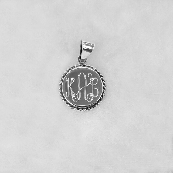 Sterling Silver Rope Round Monogram Pendant Personalized - Round Monogram Pendant Sterling Silver Rope Round Monogram Pendant Personalized - Round Monogram Pendant