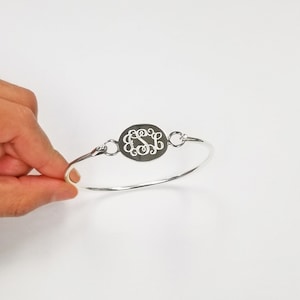 Sterling Silver Monogram Bangle Bracelet: 9 to 13 Year Old (6 1/2 inch)