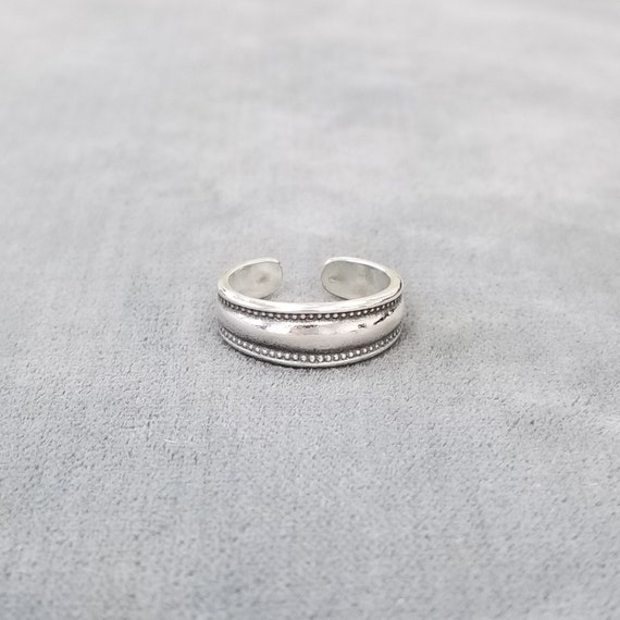 Sterling Silver Toe Ring Adjustable Lady s Silver Band Toe ring