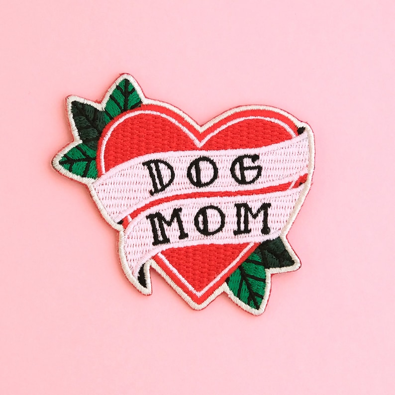 Chien Maman Coeur Iron-On Patch image 2