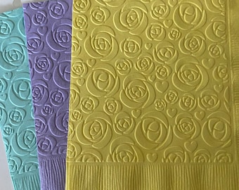 Floral Napkins ~ Embossed Napkin ~ Wedding Flowers ~ Garden Party ~ Flowers ~ Garden Club ~ Beverage ~ Cocktail ~ Luncheon