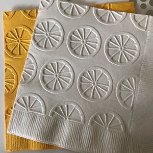 Lemon Napkin ~ Embossed Napkin ~ Lemon Slices ~ Lemonade ~ Life Gives You Lemons ~ Picnic ~ Birthday ~ Summer ~ Beverage ~ Cocktail