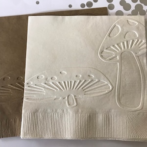 Tovagliolo a forma di fungo ~ Tovagliolo goffrato ~ Funghi ~ Fungo velenoso ~ Festa in giardino ~ Picnic ~ Natura ~ Bevanda ~ Cocktail